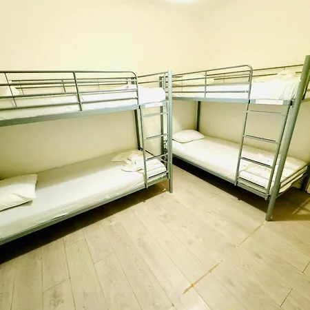 T4 Apartment
