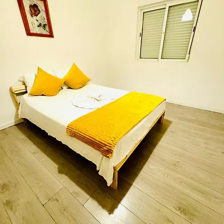 T4
